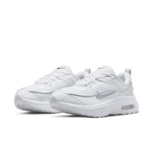 Nike Air Max Bliss in Summit White